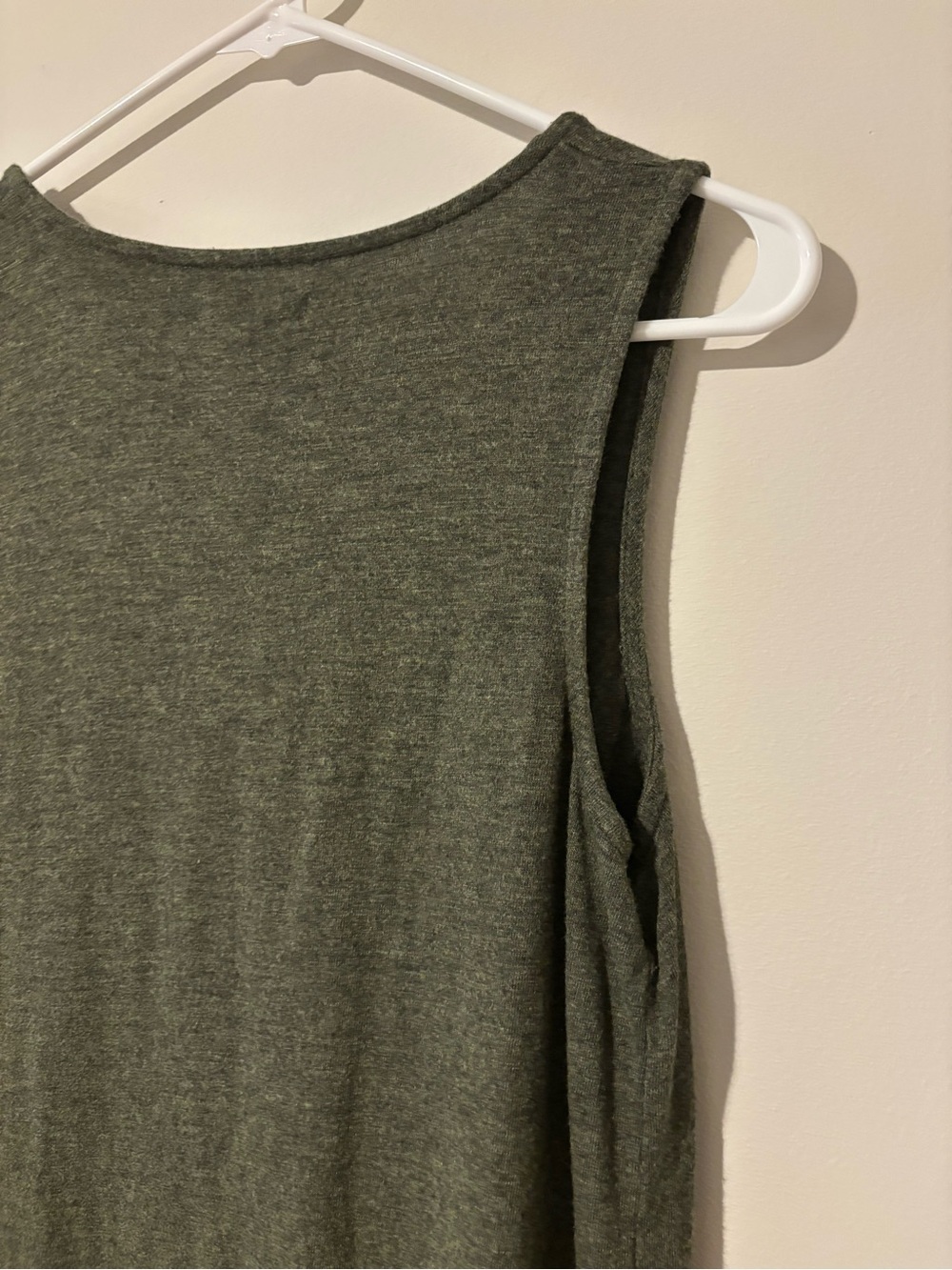 Sleeveless Madewell V-Neck Knit Dress in Olive Green Womens Size Medium - Picture 7 of 7